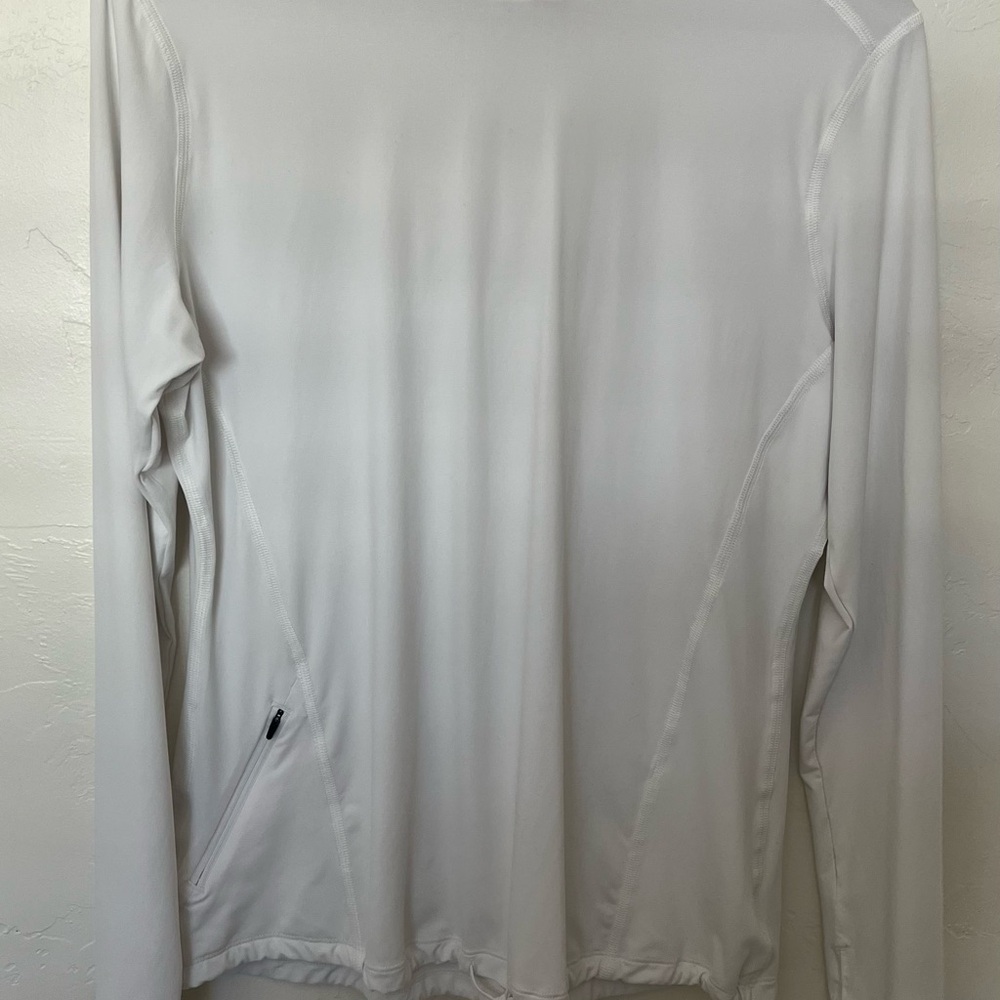 Mountain Hardwear Crater Lake long sleeve lightweight hoodie/sun shirt